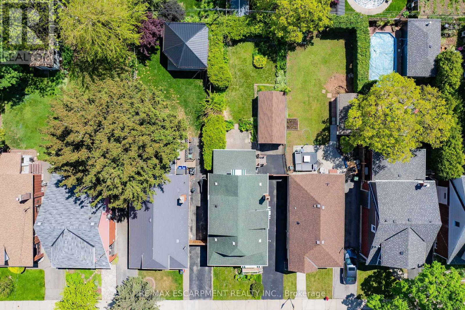 Photo 13 of 101 Houghton Avenue S, Hamilton ON