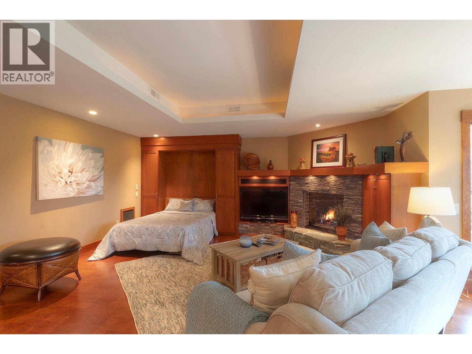  427 Long Ridge Drive, Kelowna