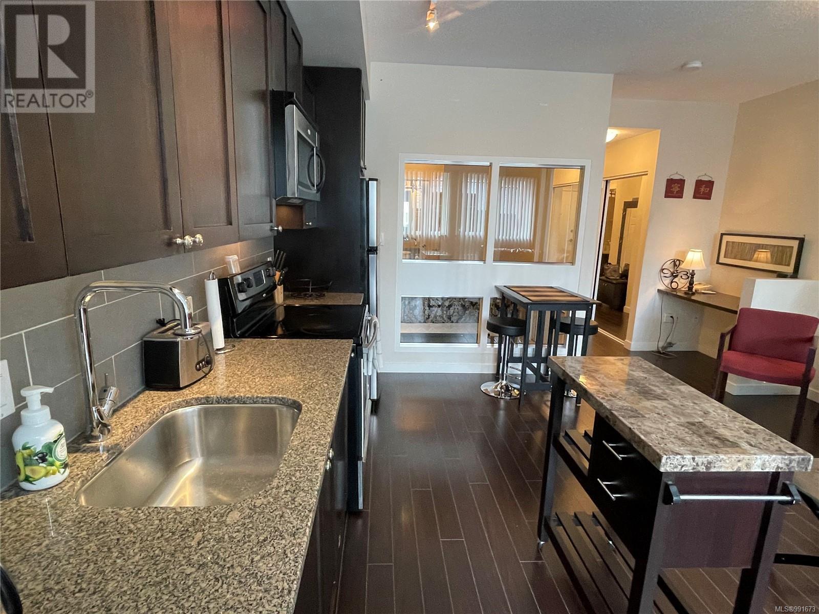 312 99 Chapel St, Nanaimo real estate listing 991673