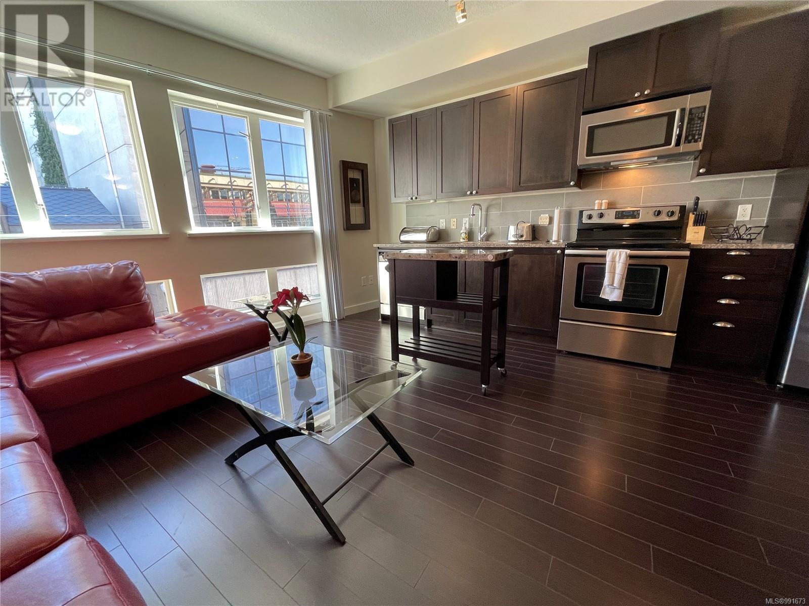 312 99 Chapel St, Nanaimo real estate listing 991673