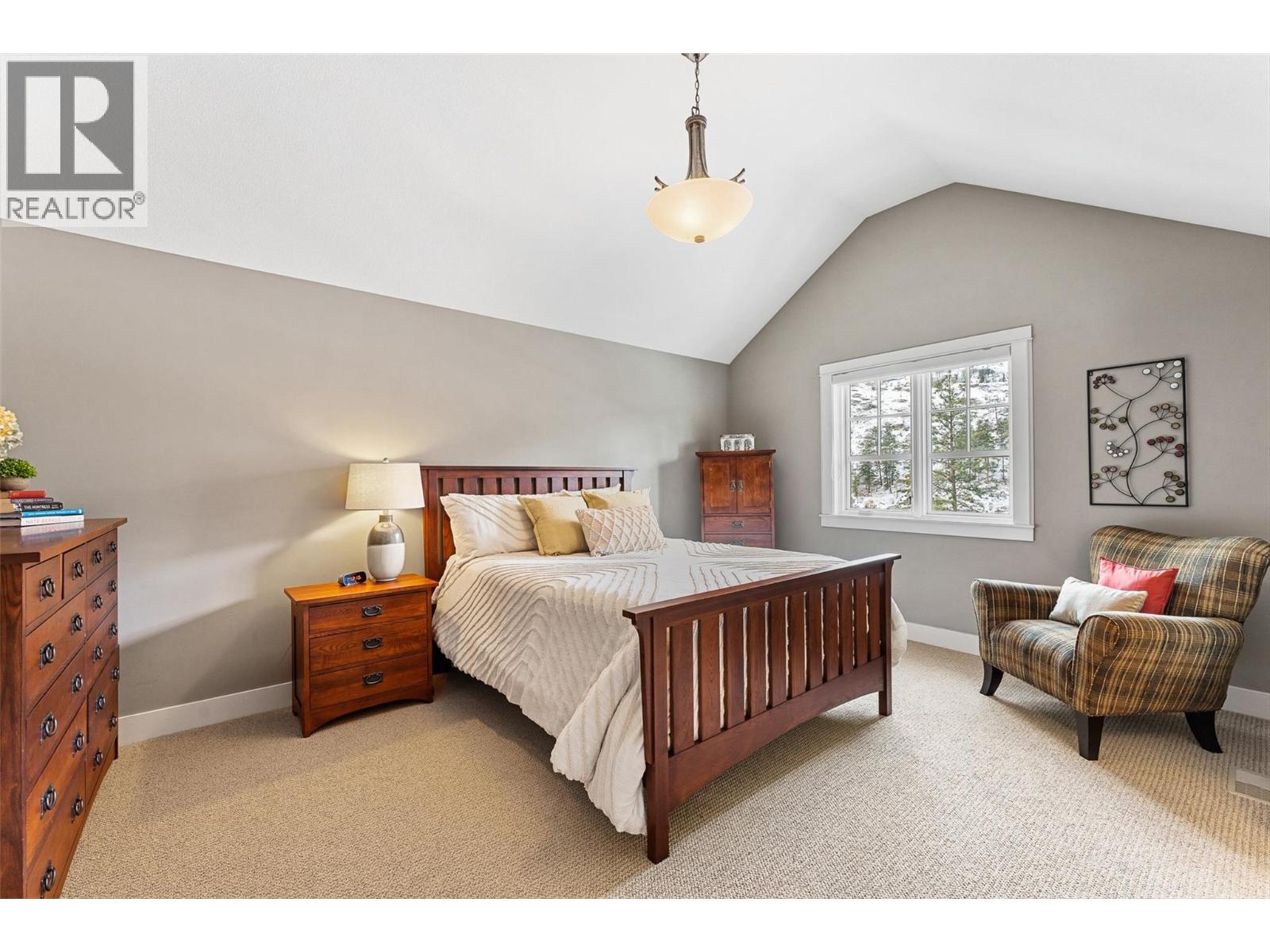  427 Long Ridge Drive, Kelowna