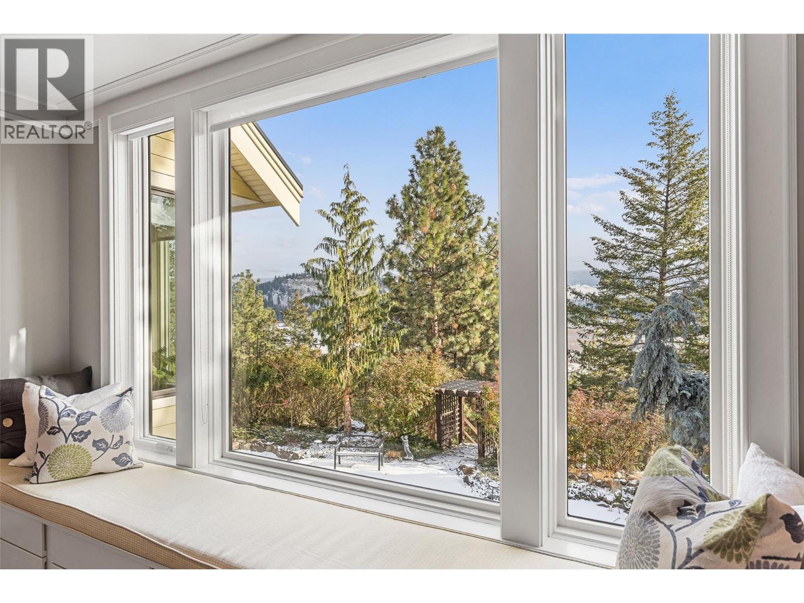  427 Long Ridge Drive, Kelowna