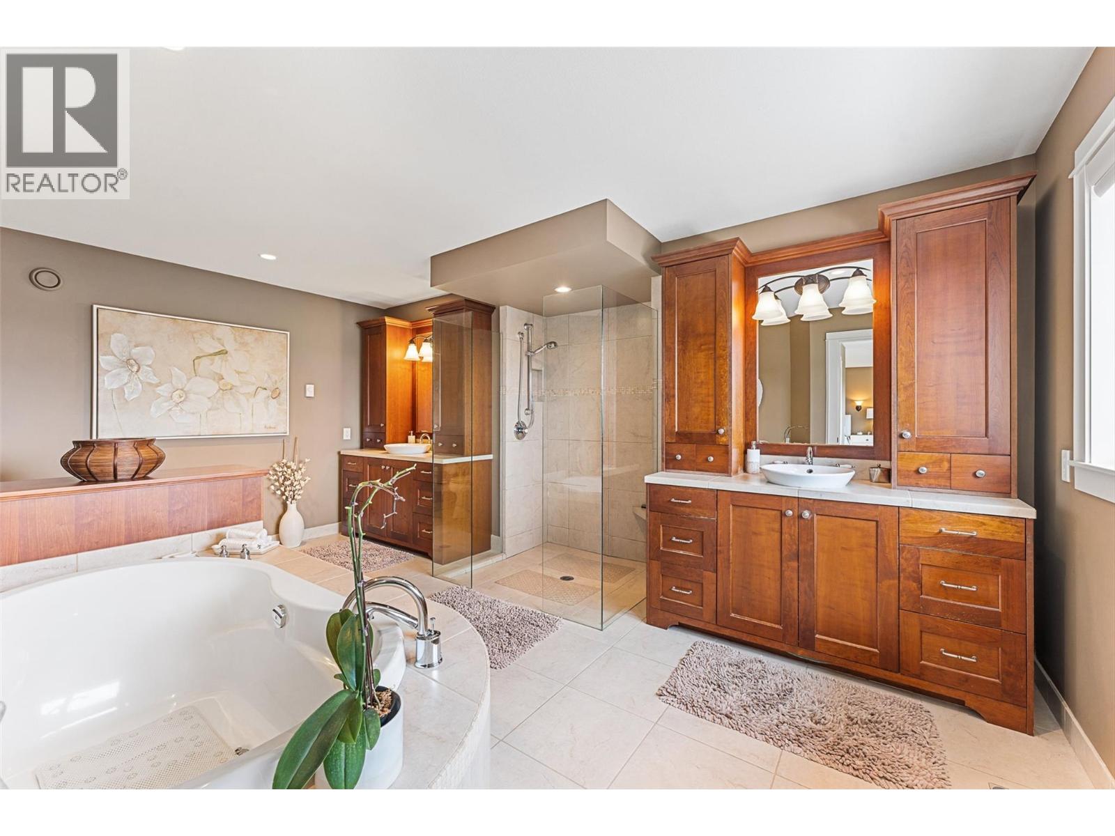  427 Long Ridge Drive, Kelowna