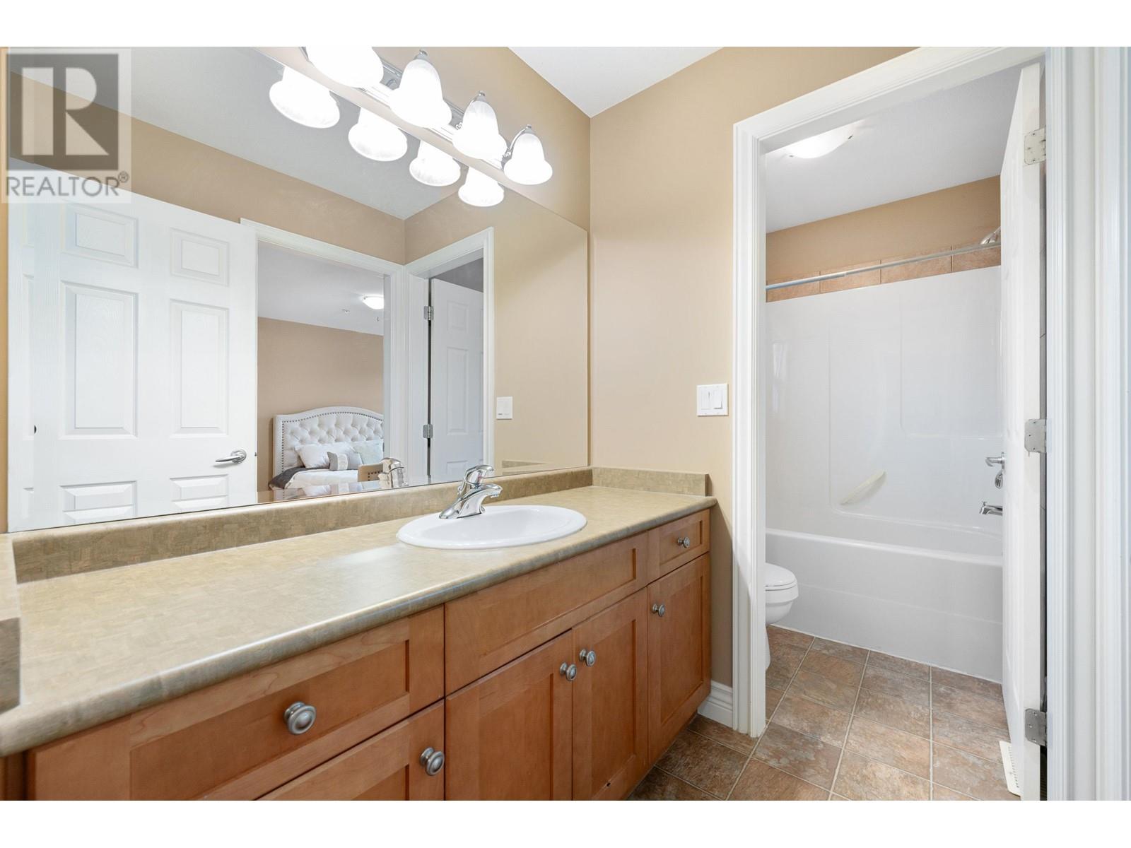 19243 FIELDSTONE WALK, Pitt Meadows real estate listing R3002214