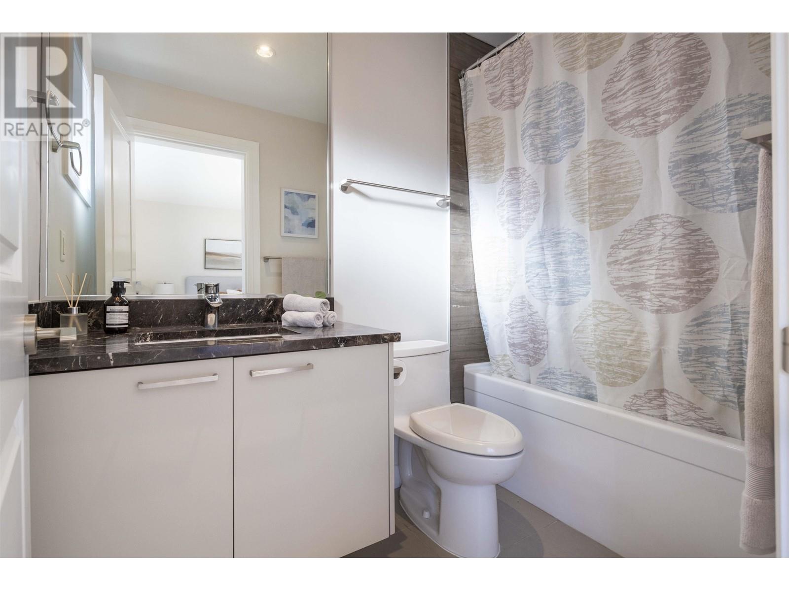 #1-7288 BLUNDELL Road, Richmond