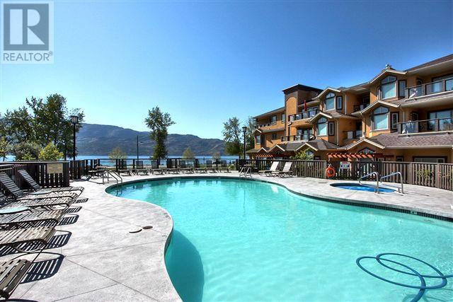 335 3996 Beach Avenue, Peachland