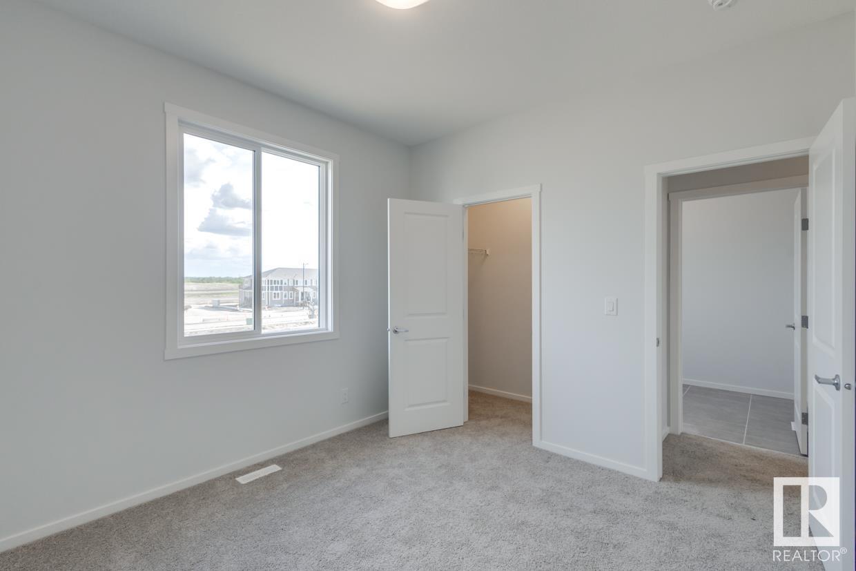 2040 209 ST NW, Edmonton