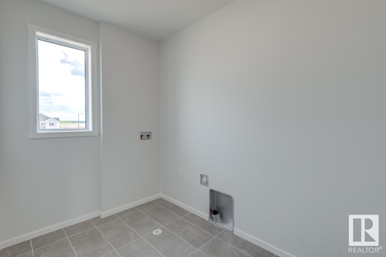 2040 209 ST NW, Edmonton