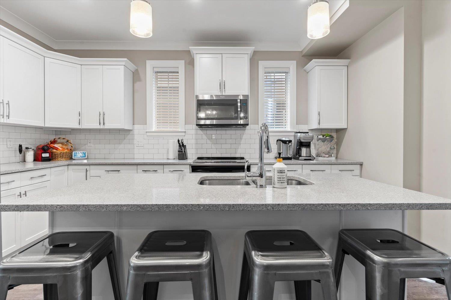 Photo 11 of 5408 Peach Road Garrison Crossing, Chilliwack BC