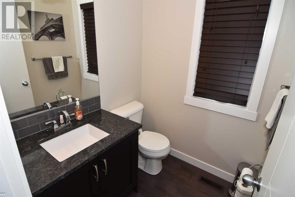 Single Family House for Sale in   Mcdougall Court NE Bridgeland/Riverside Calgary 