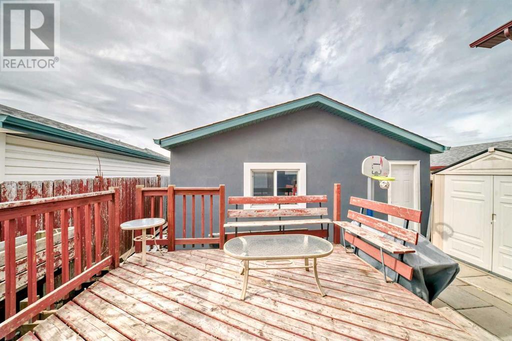 Single Family House for Sale in  Saddlemead Road NE Saddle Ridge Calgary 