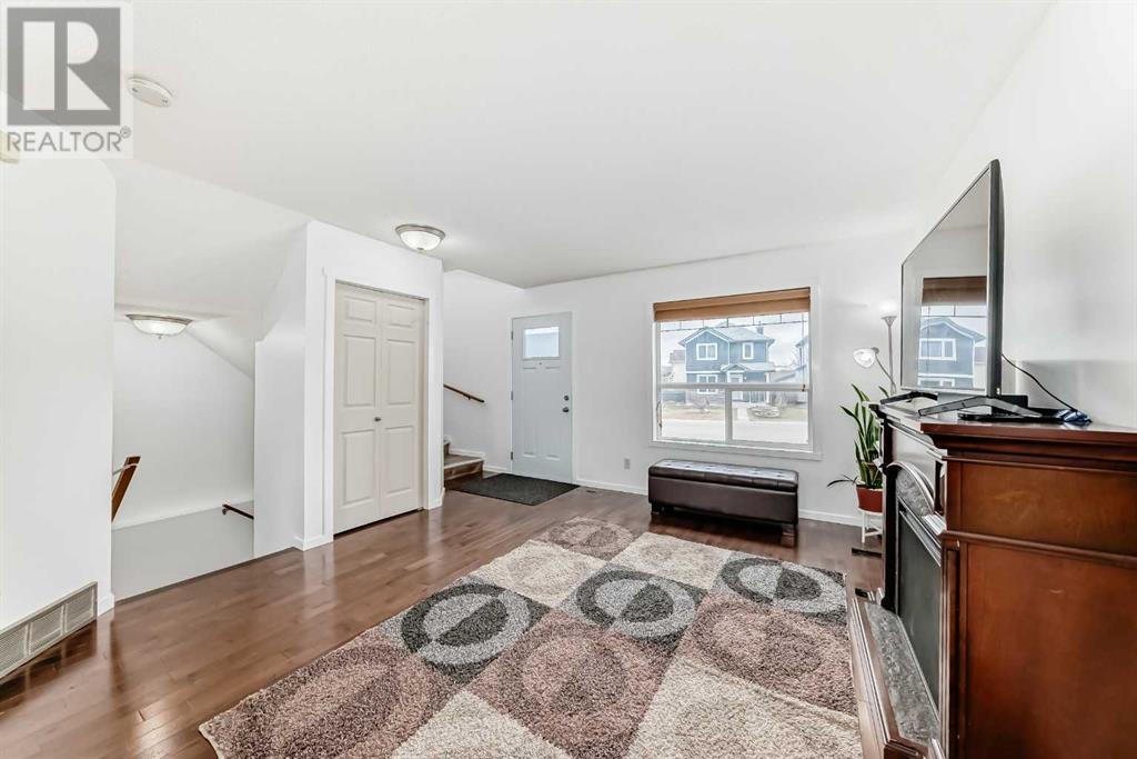 Single Family House for Sale in  Saddlemead Road NE Saddle Ridge Calgary 