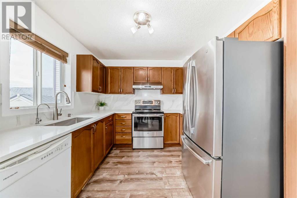 Single Family House for Sale in  Saddlemead Road NE Saddle Ridge Calgary 