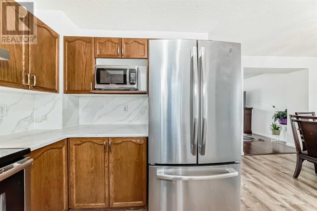 Single Family House for Sale in  Saddlemead Road NE Saddle Ridge Calgary 