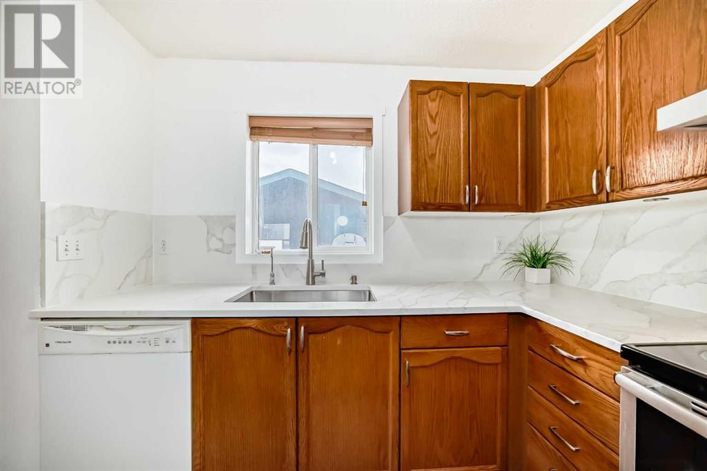 Single Family House for Sale in  Saddlemead Road NE Saddle Ridge Calgary 