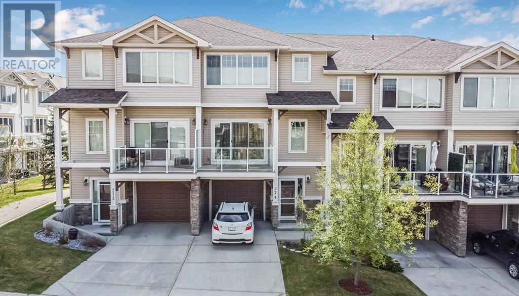 274 Sunset Point, Cochrane