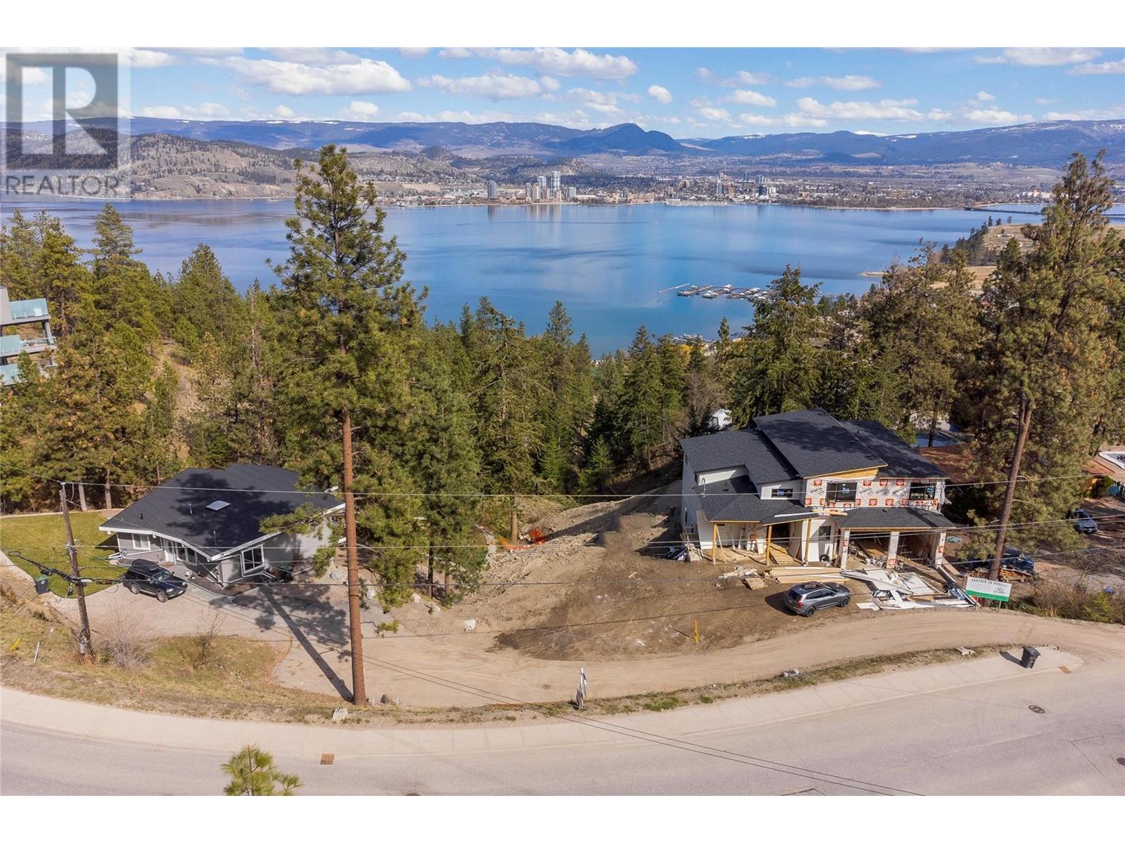  1423 Bear Creek Road, West Kelowna