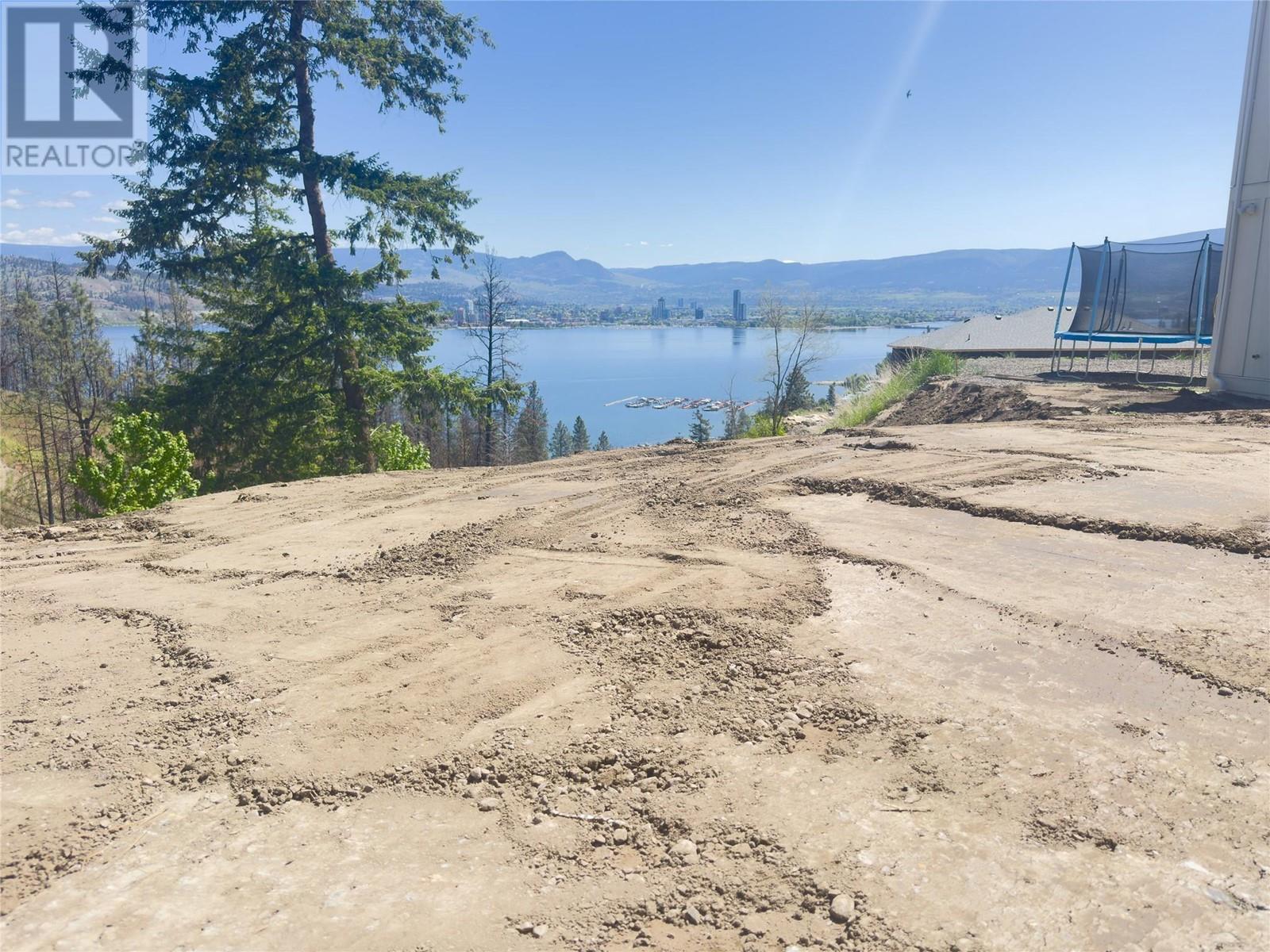  1423 Bear Creek Road, West Kelowna