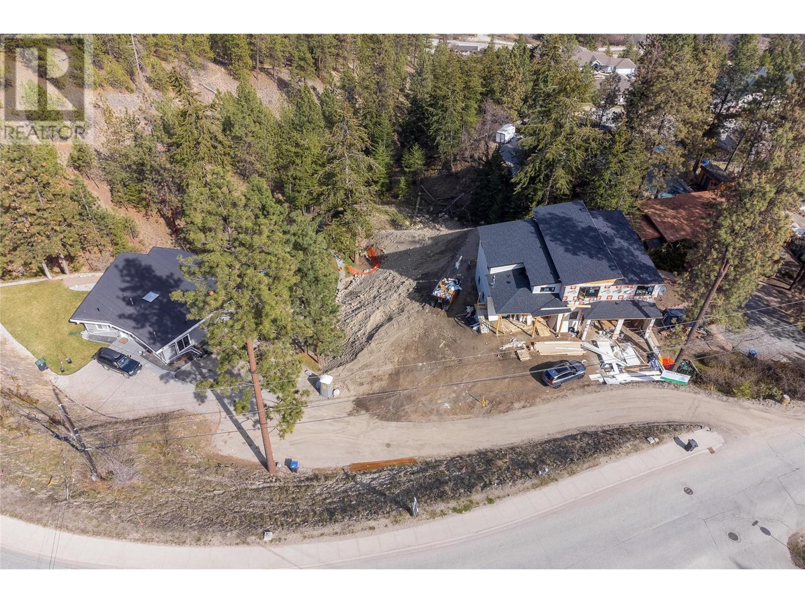  1423 Bear Creek Road, West Kelowna