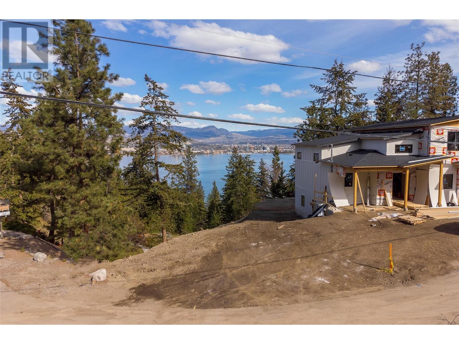  1423 Bear Creek Road, West Kelowna