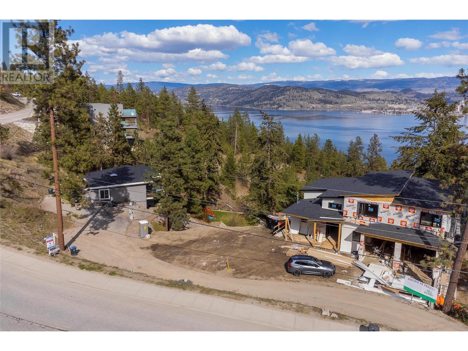  1423 Bear Creek Road, West Kelowna