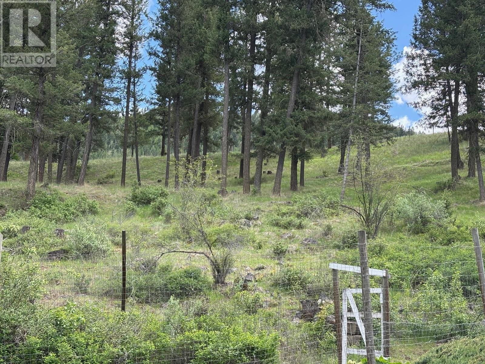 3400 HWY 3 Highway, Rock Creek