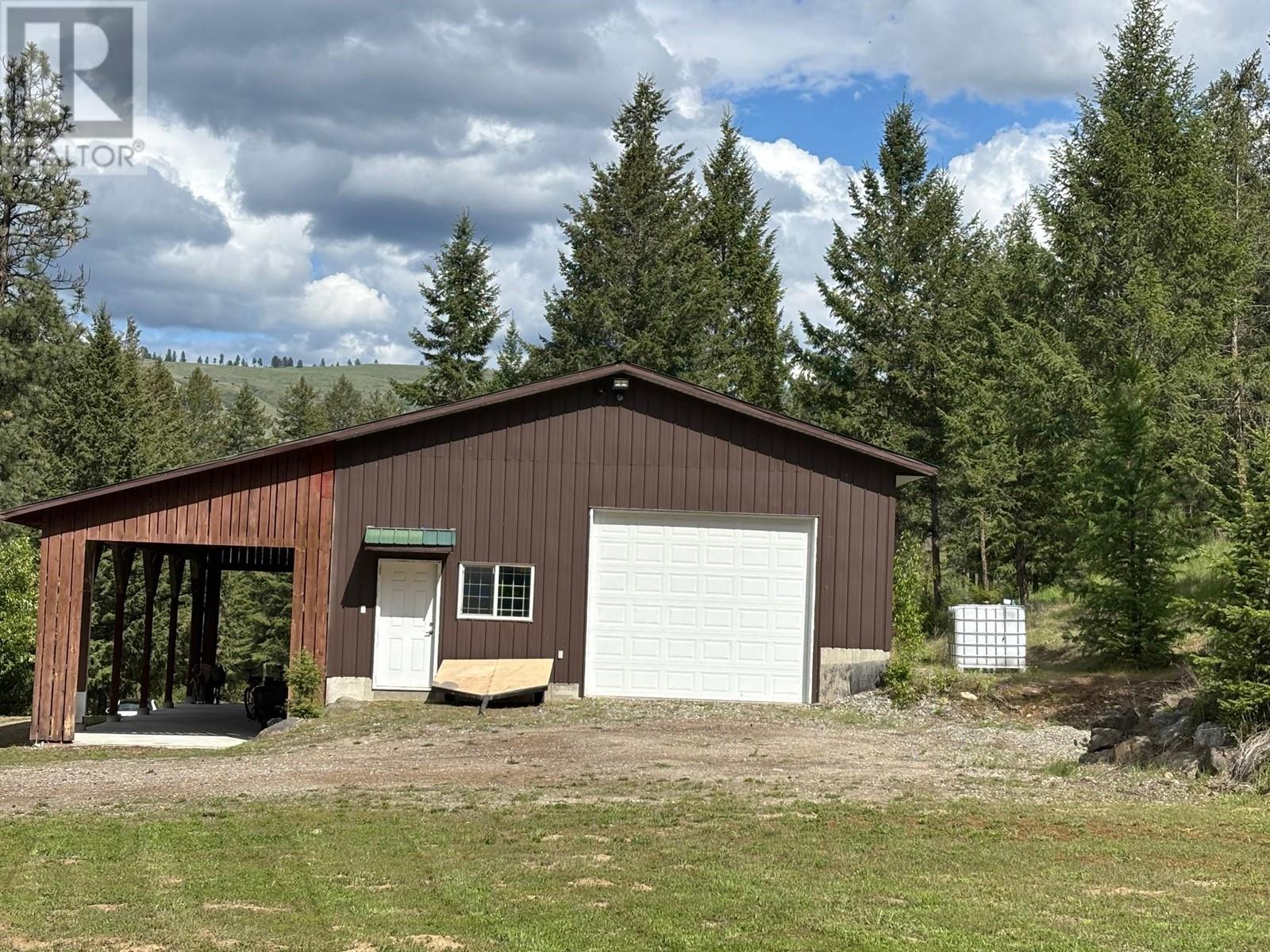 3400 HWY 3 Highway, Rock Creek
