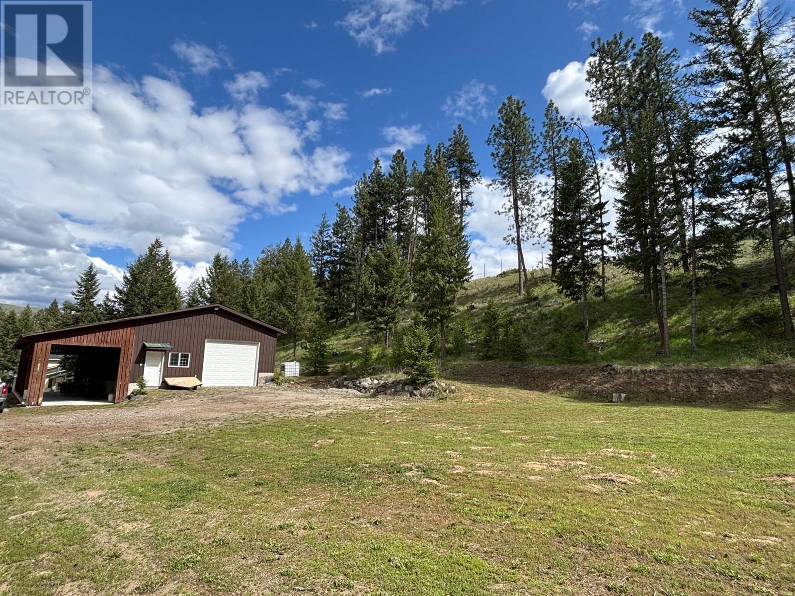 3400 HWY 3 Highway, Rock Creek