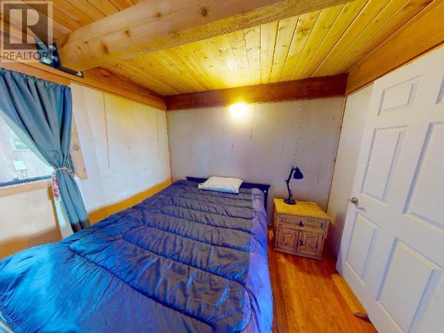 1652 SAVARY ISLAND ROAD, Savary Island