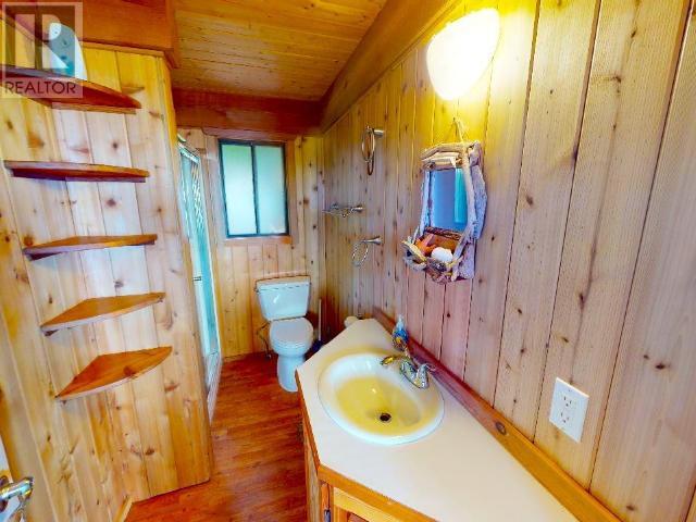 1652 SAVARY ISLAND ROAD, Savary Island