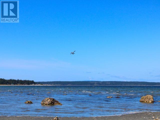 1652 SAVARY ISLAND ROAD, Savary Island