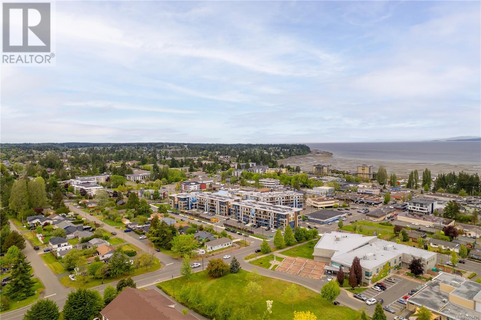 Photo 3 of 212 140 Jensen Ave W, Parksville BC
