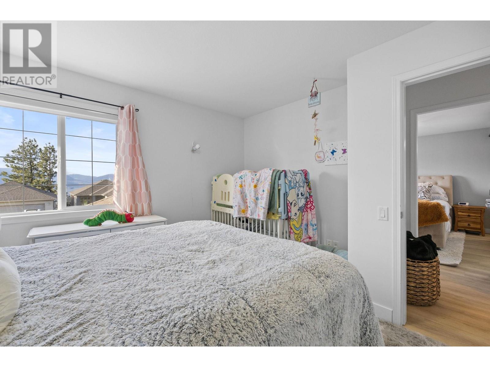  667 South Crest Drive, Kelowna