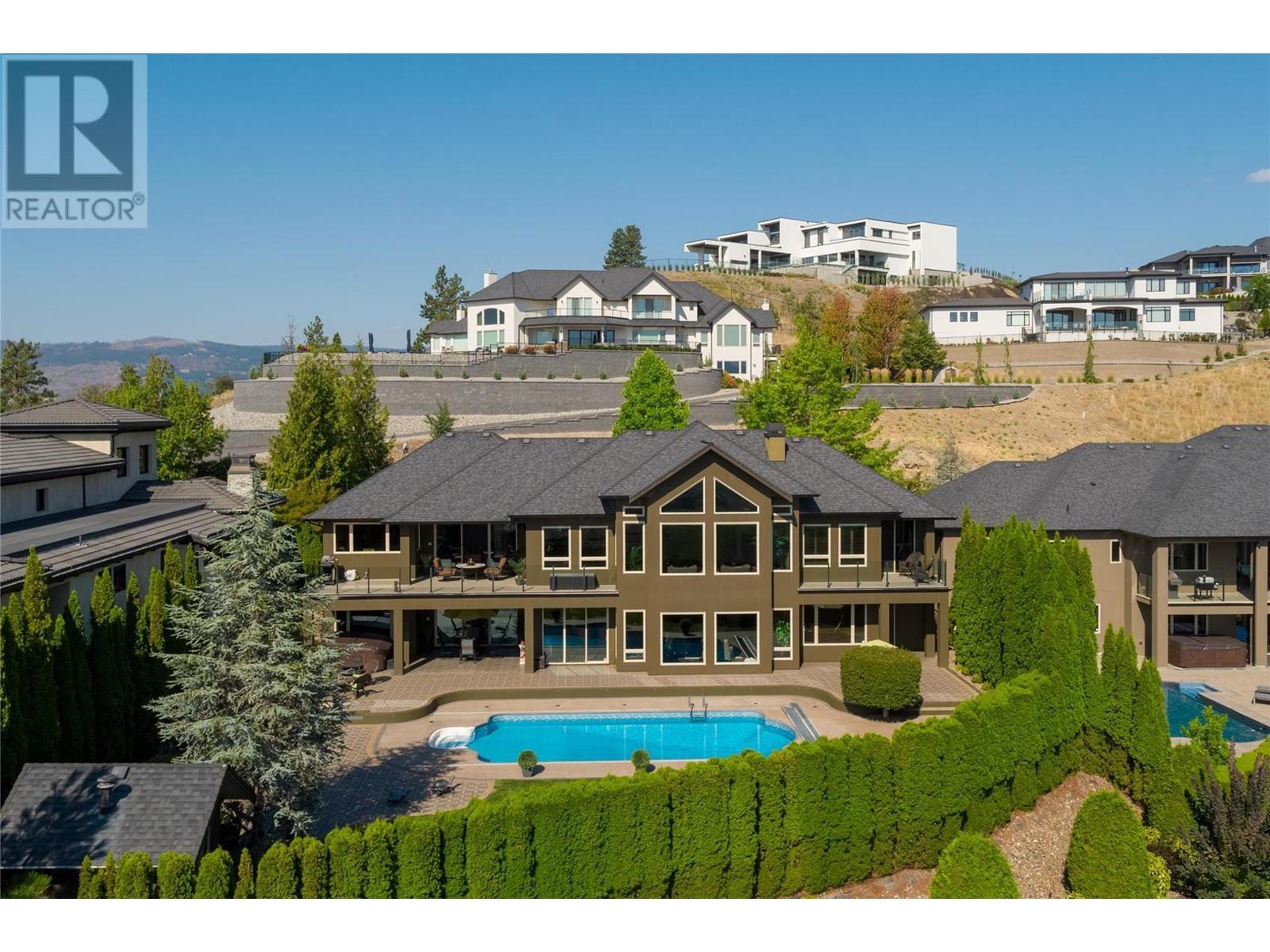  1528 Vineyard Drive, West Kelowna
