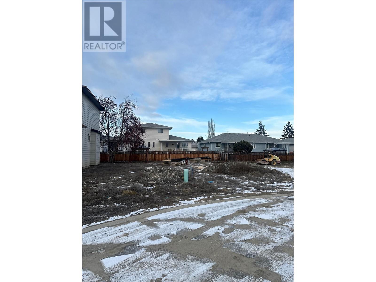 Photo 3 of 2624 Elston Drive, Kamloops BC