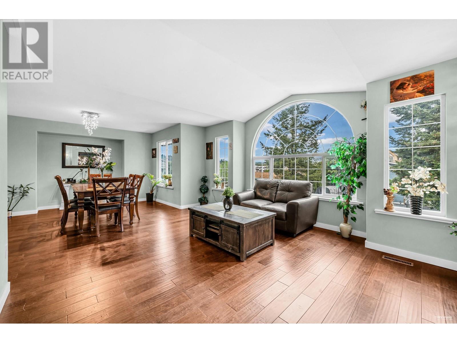 2288 IRVINE AVENUE, Port Coquitlam real estate listing R2991800