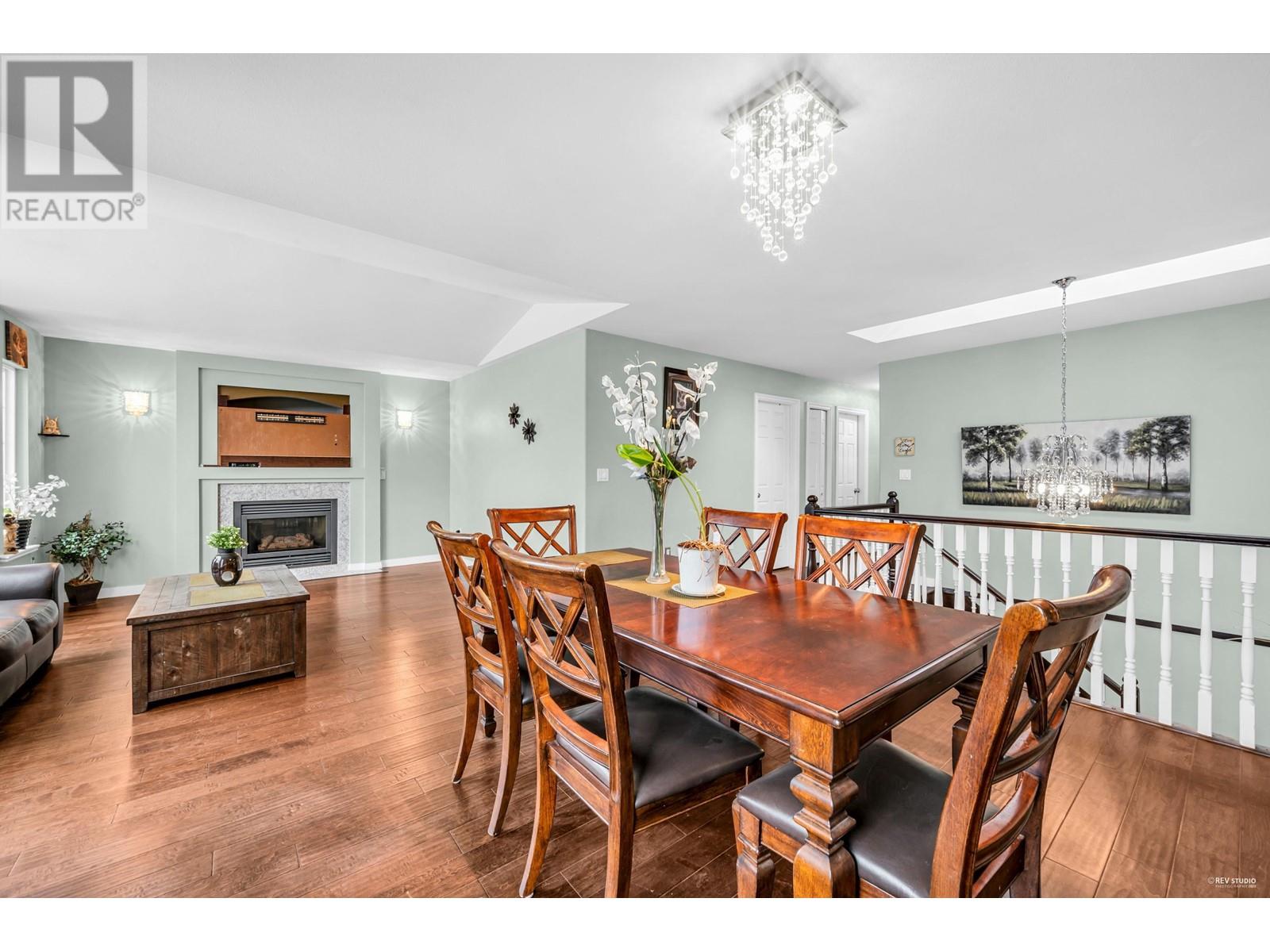 2288 IRVINE AVENUE, Port Coquitlam real estate listing R2991800