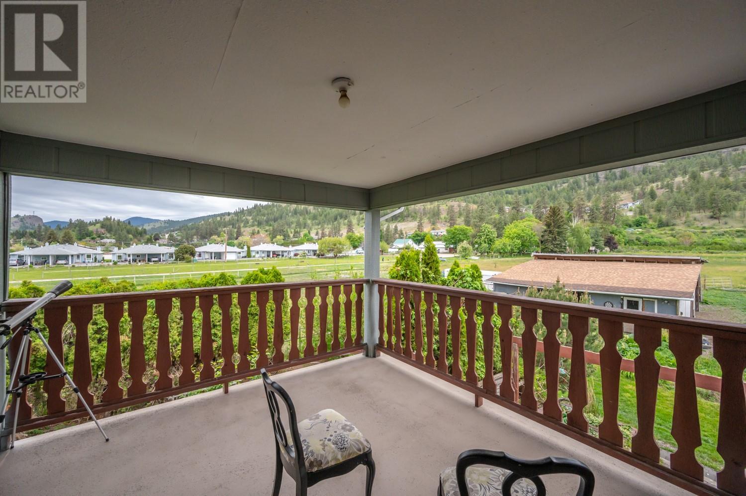  14892 GARNET Avenue, Summerland