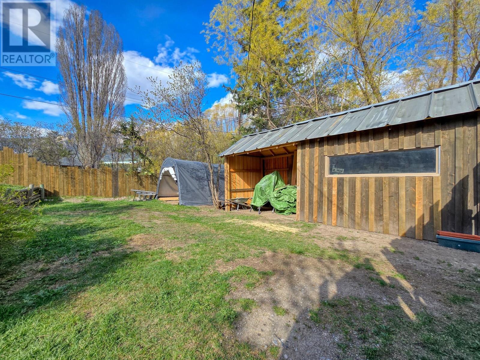5765 COLUMBIA Road, Edgewater