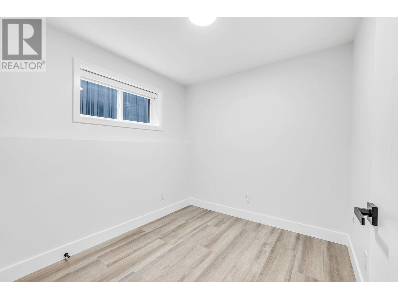 3442 E 4TH AVENUE, Vancouver