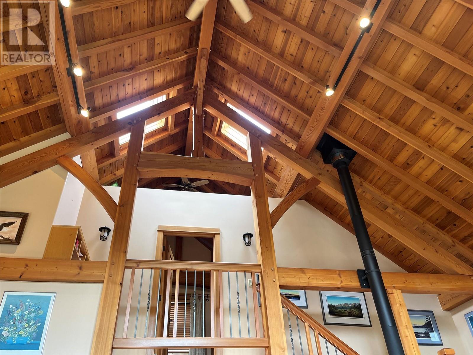 130 8th Street N, Kaslo