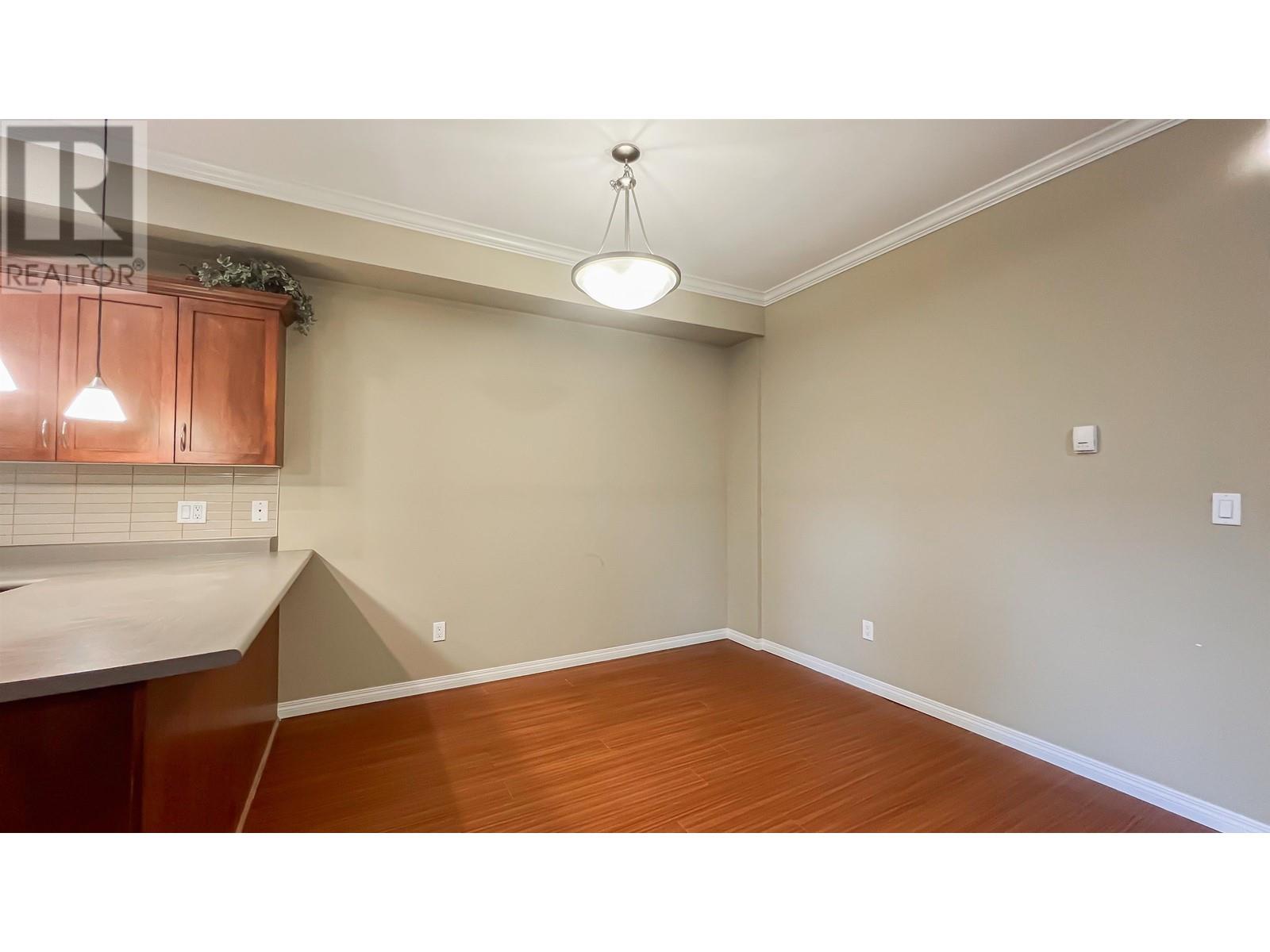 Photo 10 of 7 8271 Francis Road, Richmond BC