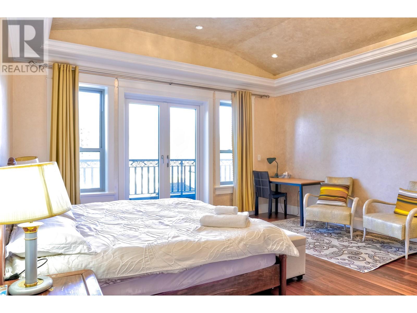 2237 W 37TH AVENUE, Vancouver