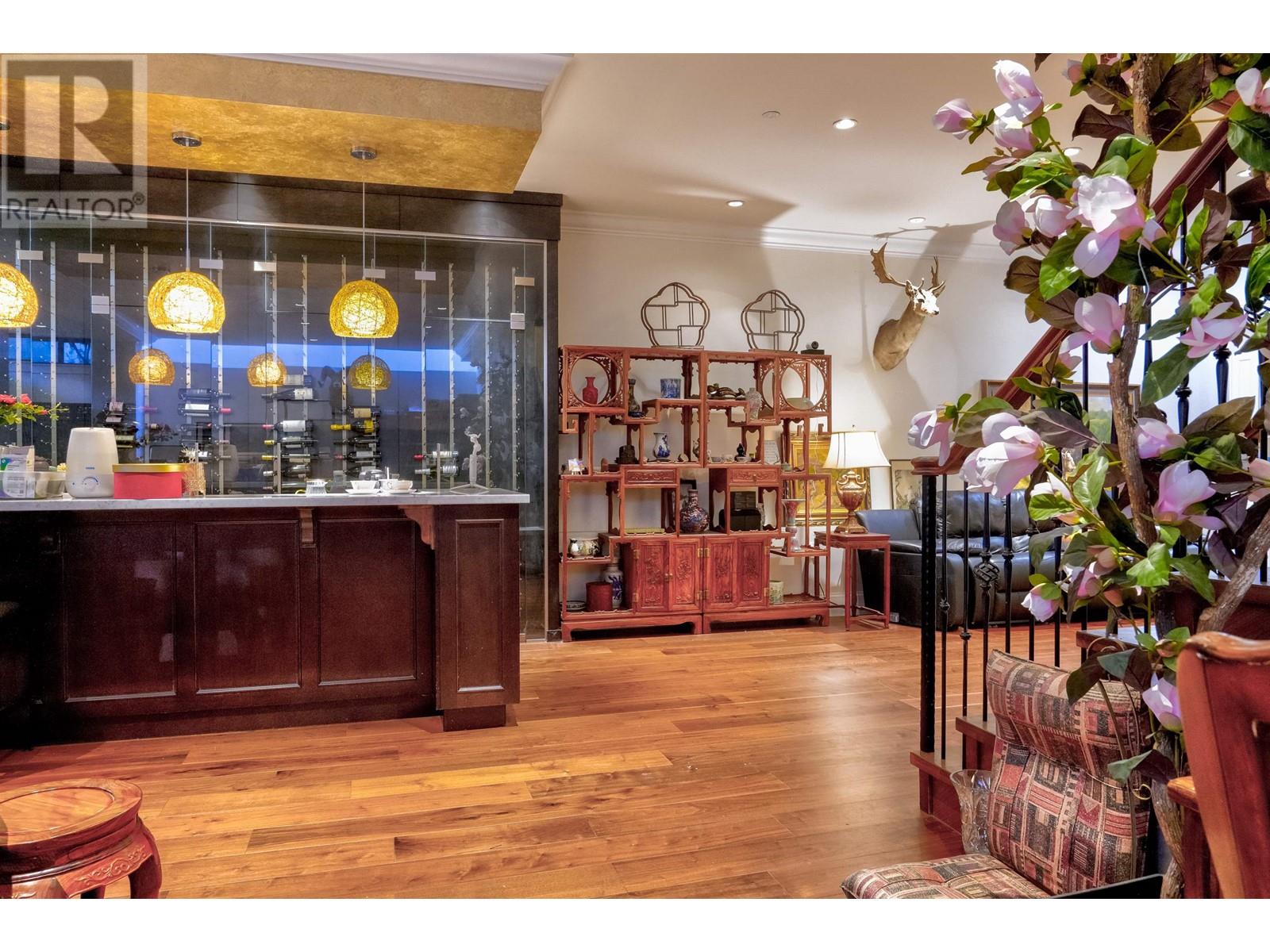 2237 W 37TH AVENUE, Vancouver