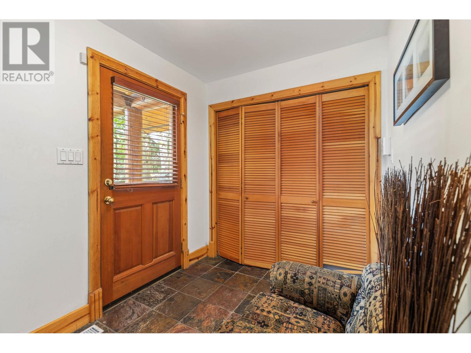 1488 BALSAM STREET, Pemberton