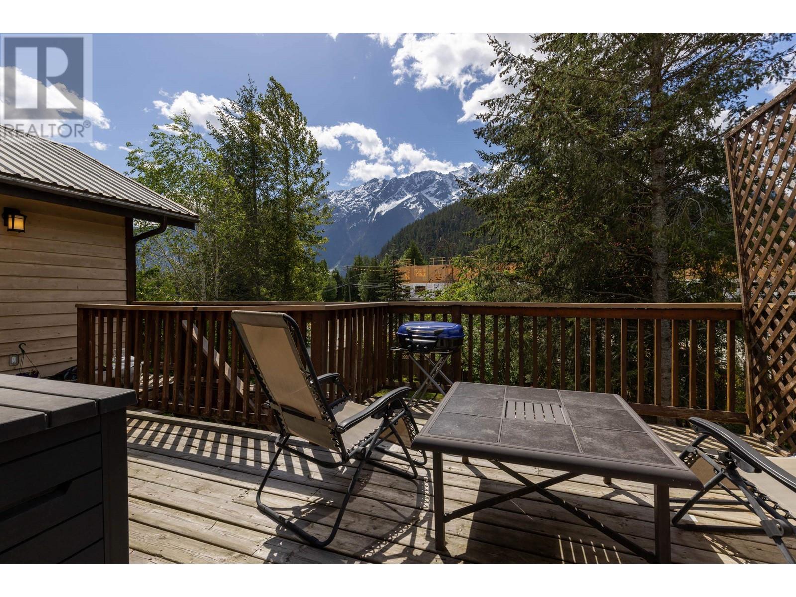 1488 BALSAM STREET, Pemberton