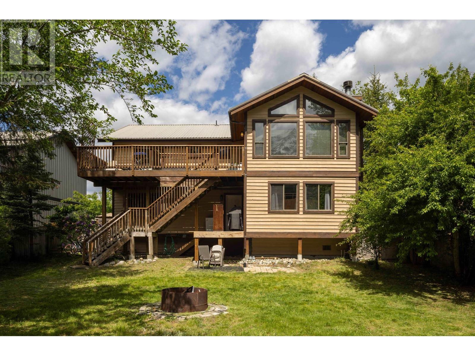 1488 BALSAM STREET, Pemberton