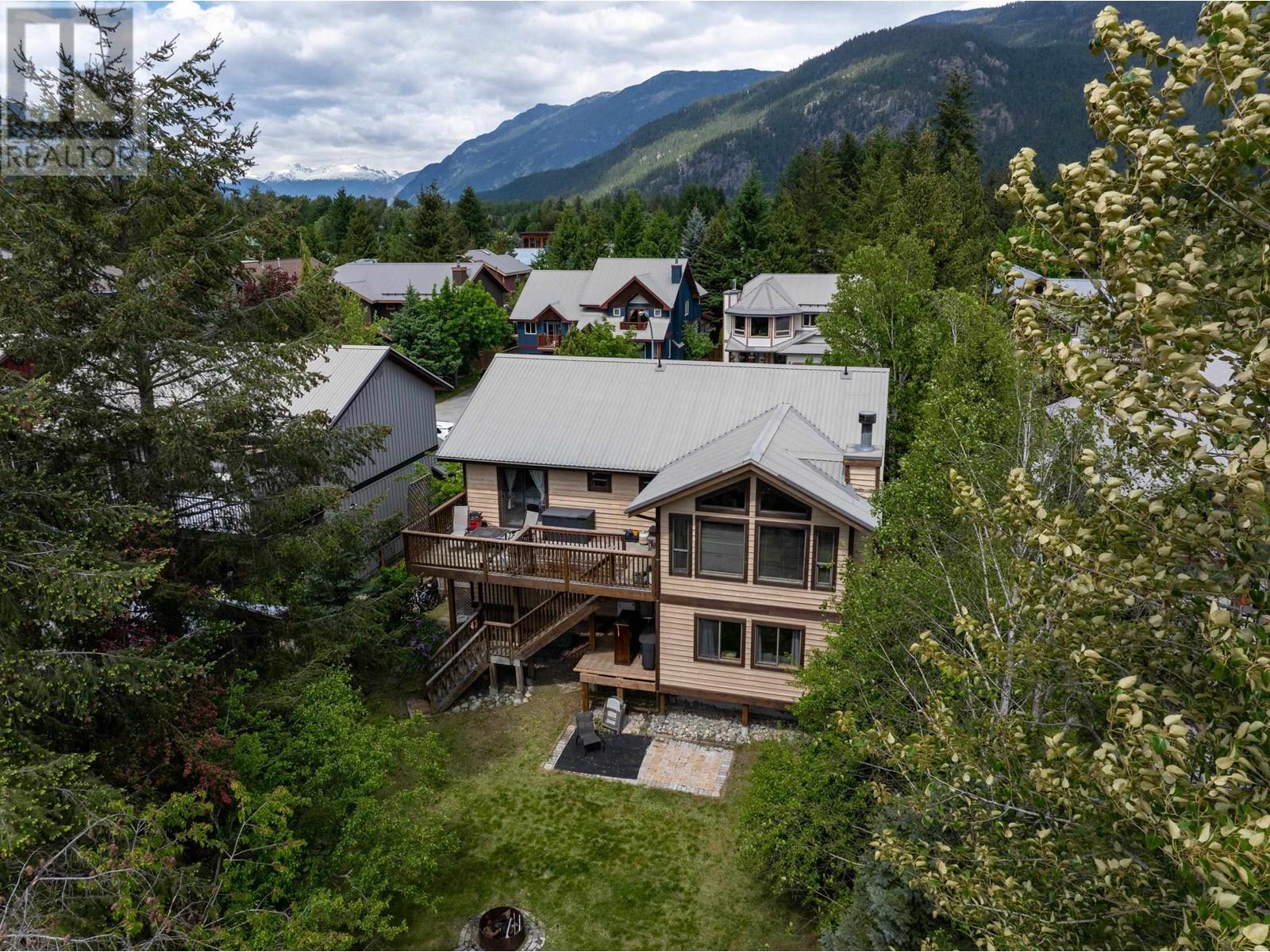 1488 BALSAM STREET, Pemberton