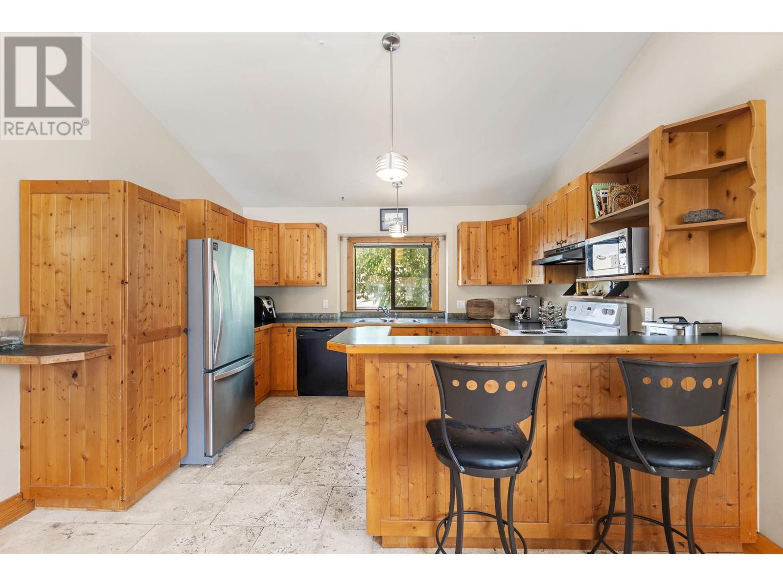 1488 BALSAM STREET, Pemberton