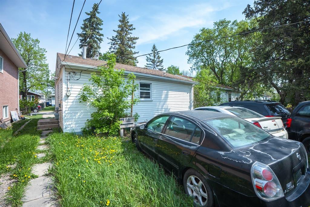 Photo 6 of 1846 Legion Avenue, Winnipeg MB